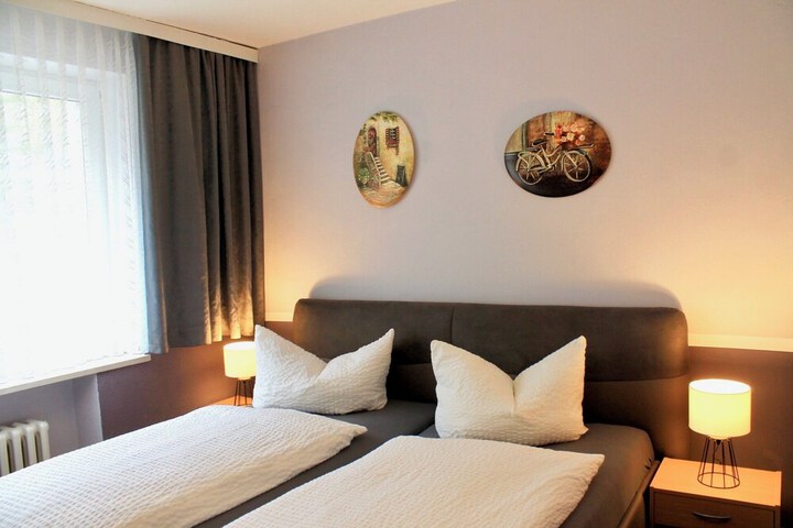 Room 6 of 23