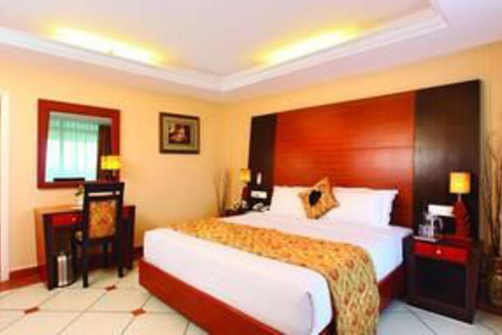 Room 34 of 49