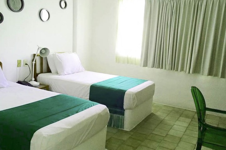 Room 12 of 60