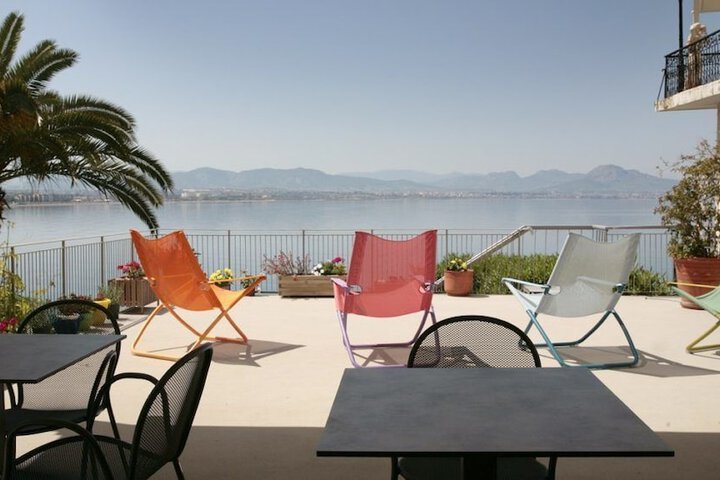 Hotel Theoxenia in Loutraki-Agioi Theodoroi