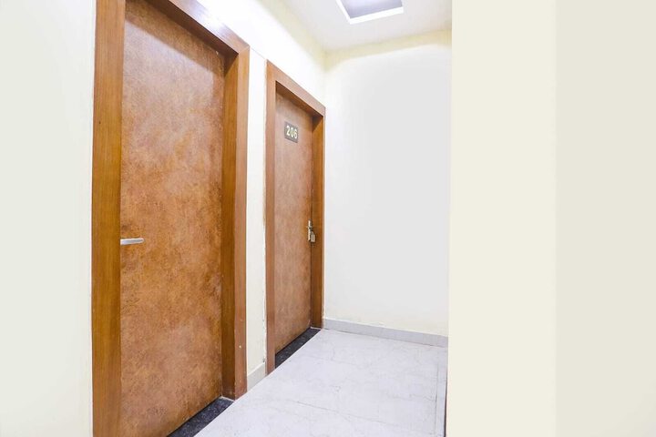 Room 3 of 29