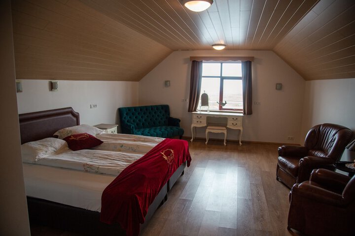 Room 12 of 35