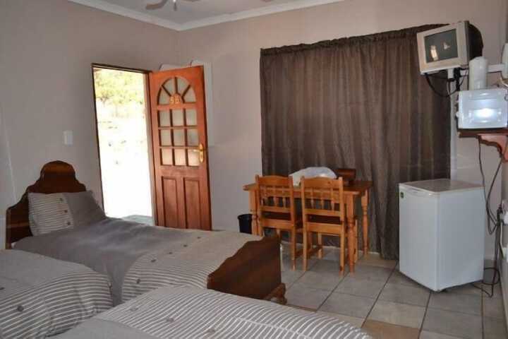 Room 5 of 34