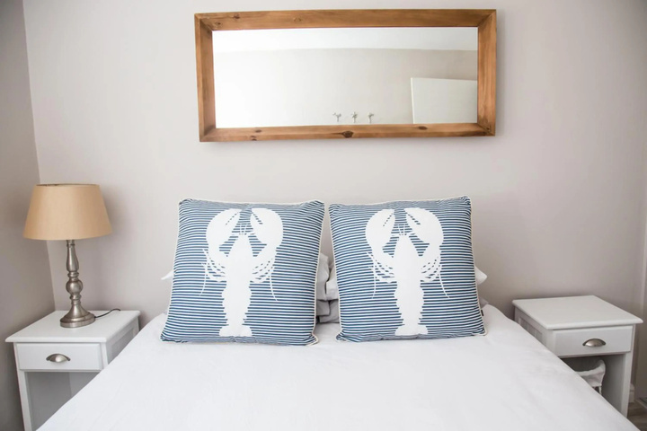 Room 3 of 22