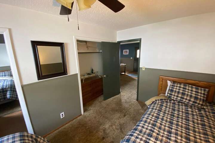 Room 5 of 75