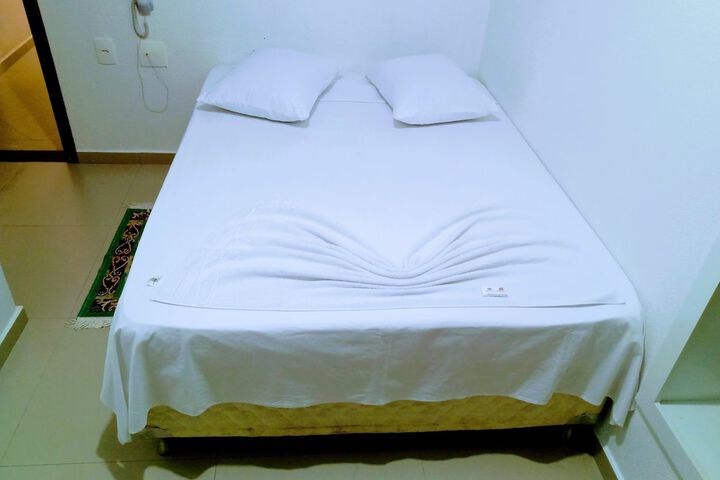 Room 5 of 29