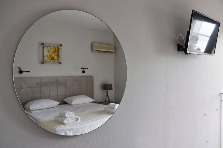 Room 60 of 261