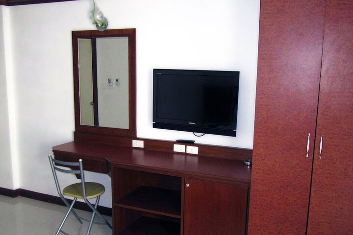 Room 7 of 7