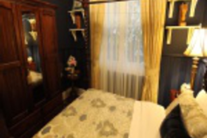 Room 25 of 108