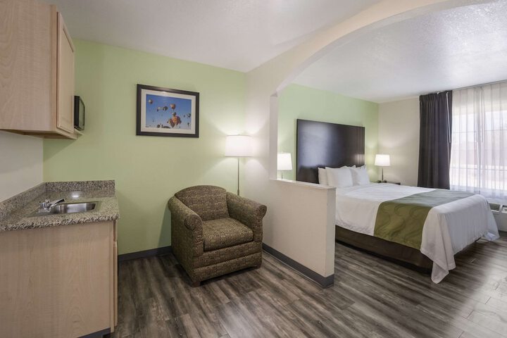 Room 19 of 38
