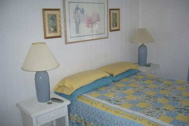 Room 12 of 139