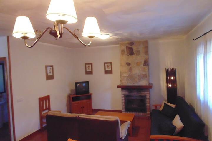 Room 32 of 79