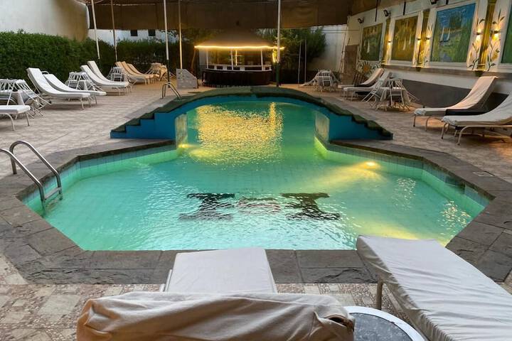 Pool 31 of 73