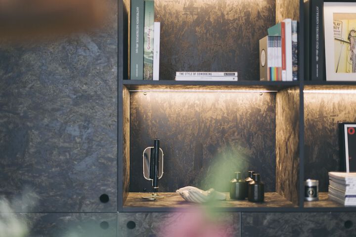 Room 16 of 50