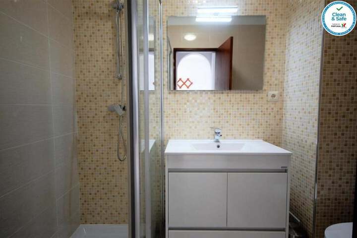 Room 37 of 53