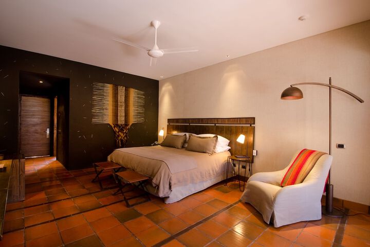Room 10 of 64