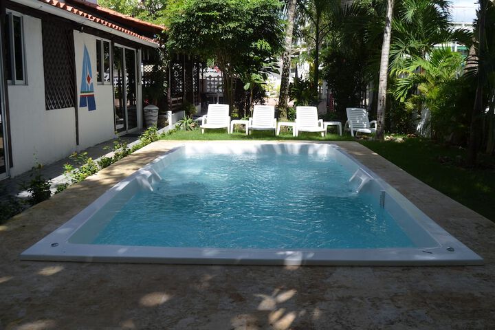 Pool 26 of 51