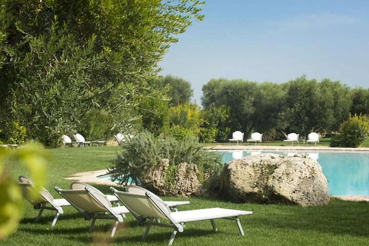 Pool 36 of 75
