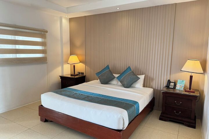 Room 19 of 29