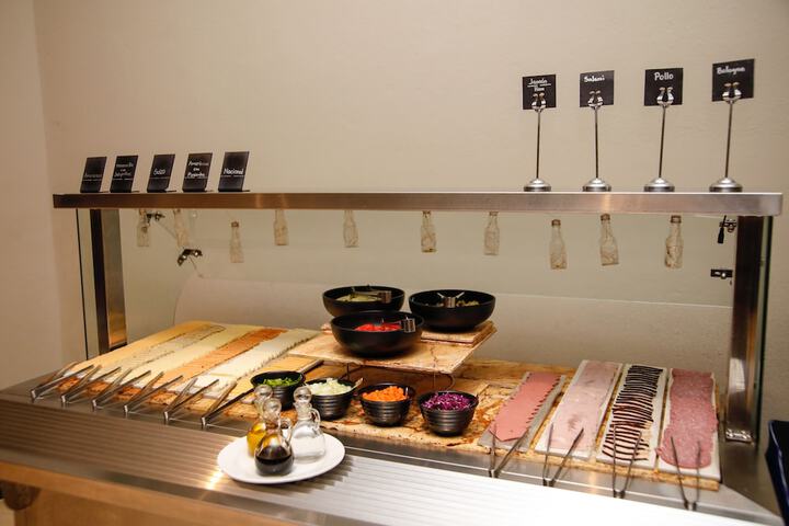 Breakfast buffet