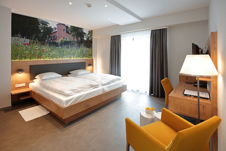Room 6 of 47