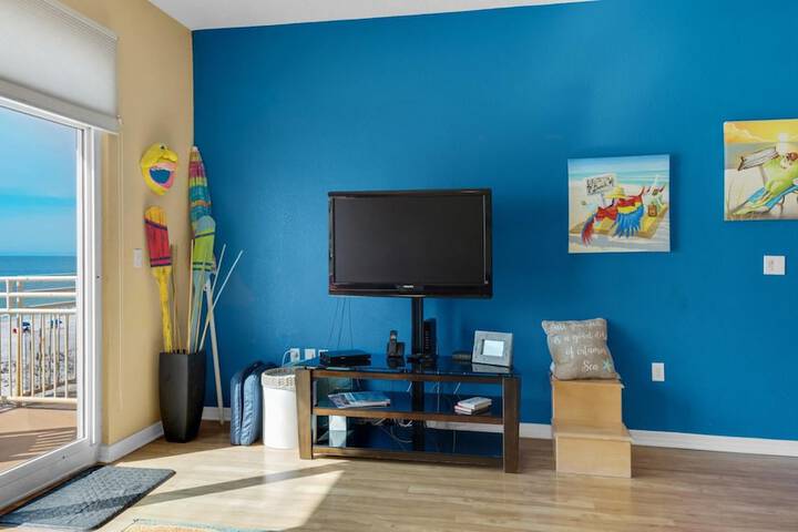 Room 6 of 37