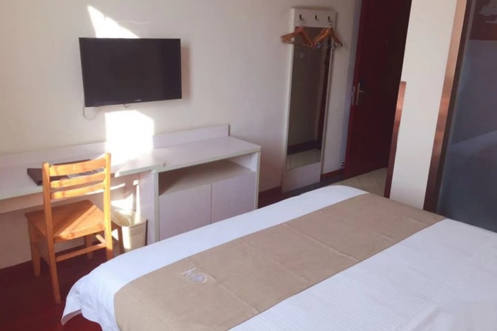 Room 5 of 21