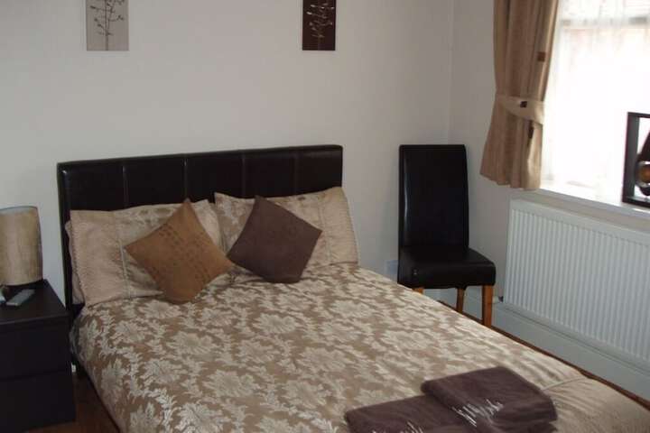 Room 2 of 13