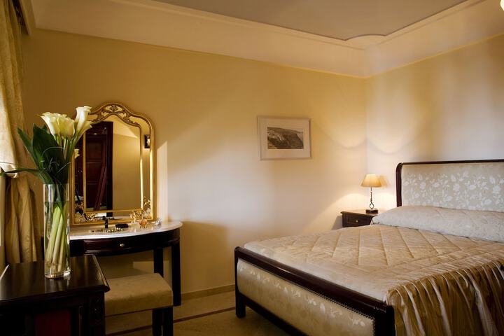 Room 39 of 120