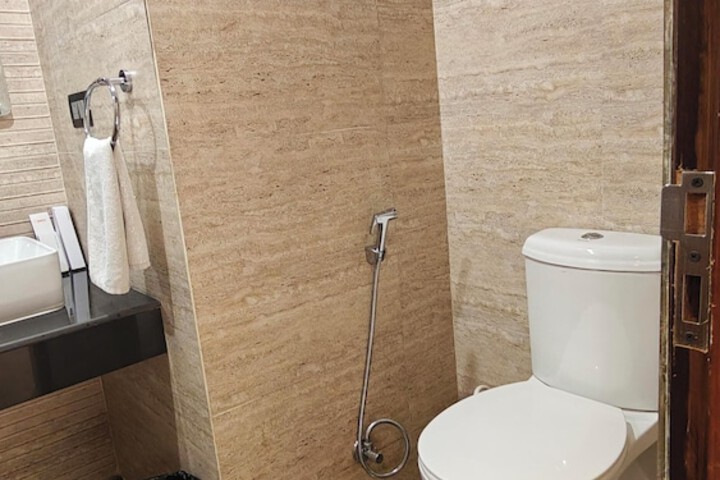 Room 42 of 54