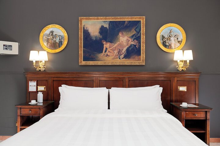 Room 33 of 55