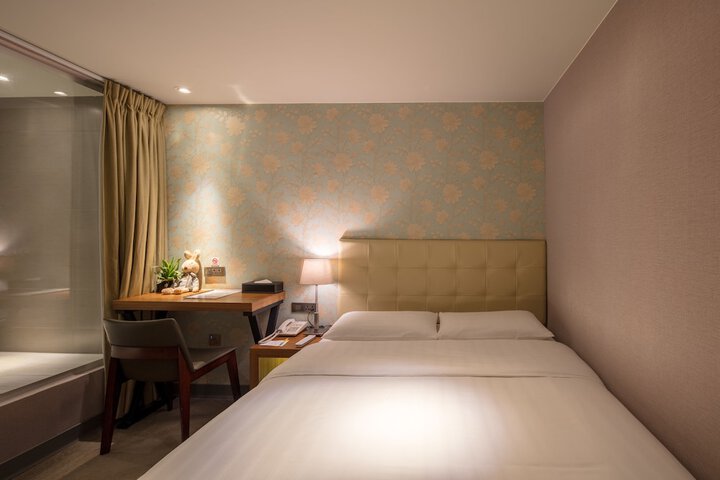 Room 13 of 55