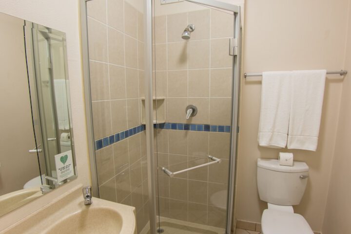 Room 15 of 27