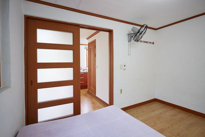 Room 69 of 82