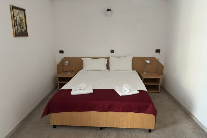 Room 55 of 83