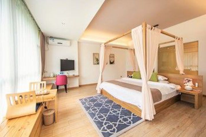 Room 75 of 156