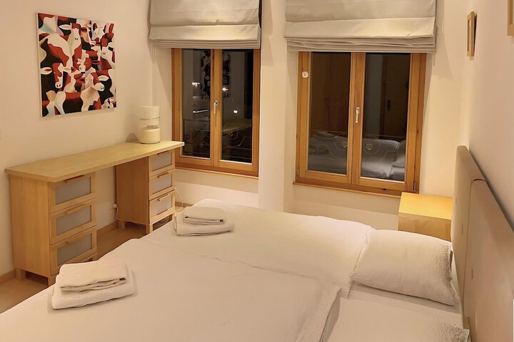 Room 5 of 31