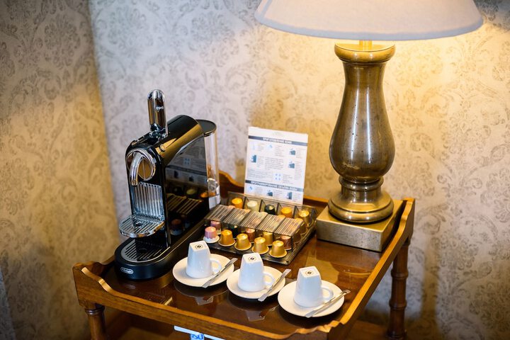 Breakfast/Coffee Service 35 of 72