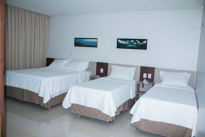 Room 13 of 34