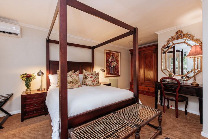 Room 7 of 43