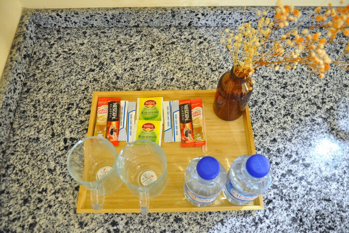 Breakfast/Coffee Service 18 of 28