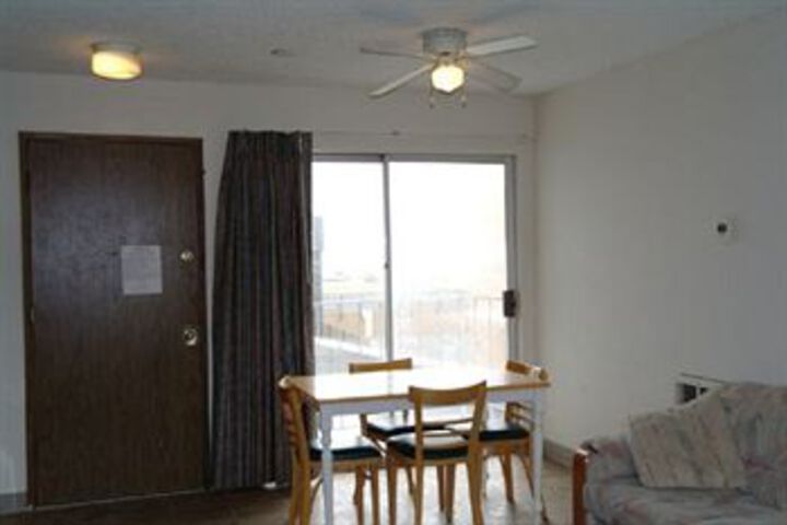 Room 53 of 62
