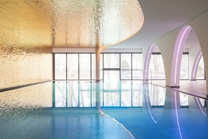 Pool 23 of 40