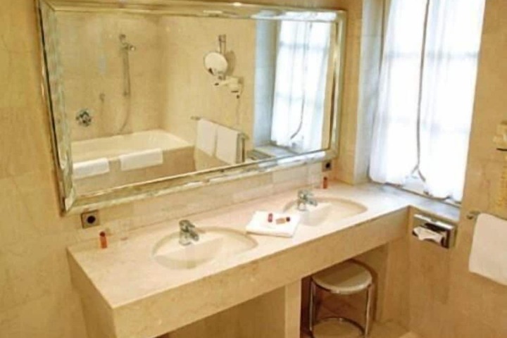 Bath Interior