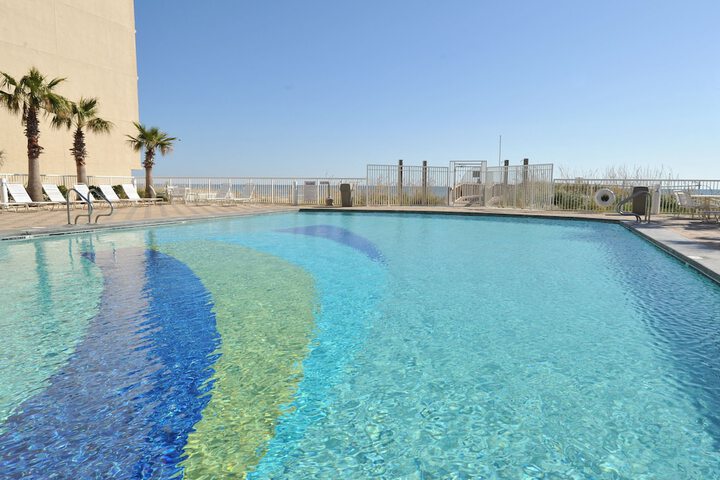 Pools & Facilities