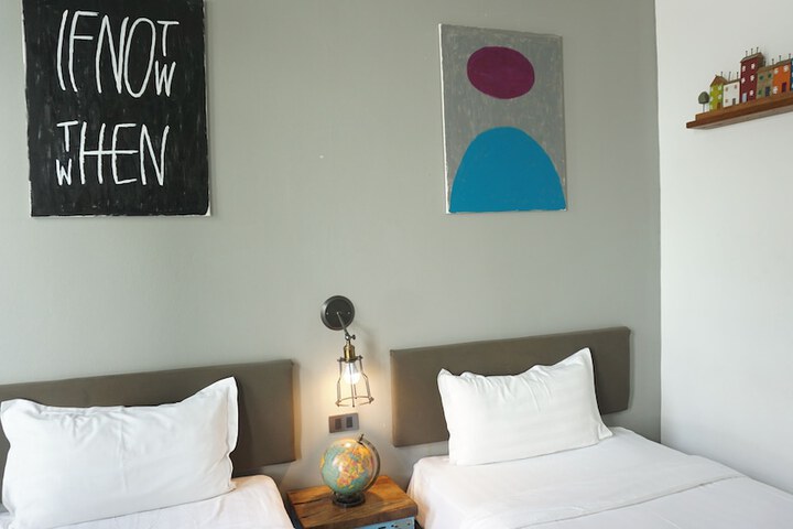 Room 15 of 49