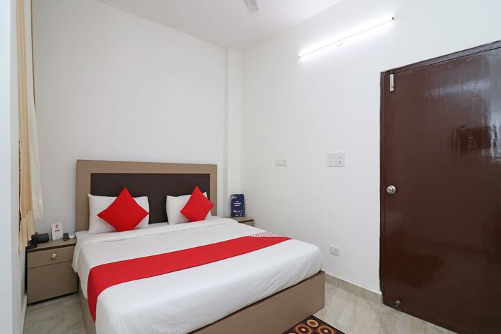 Room 17 of 23