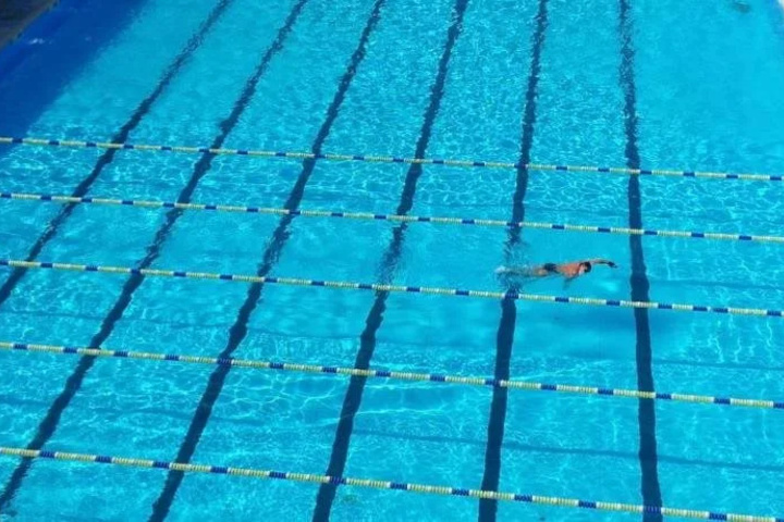 Pool 15 of 27