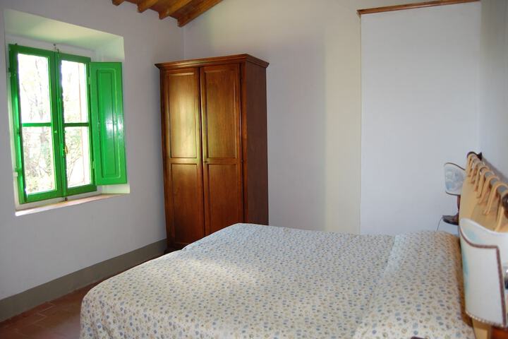 Room 8 of 39
