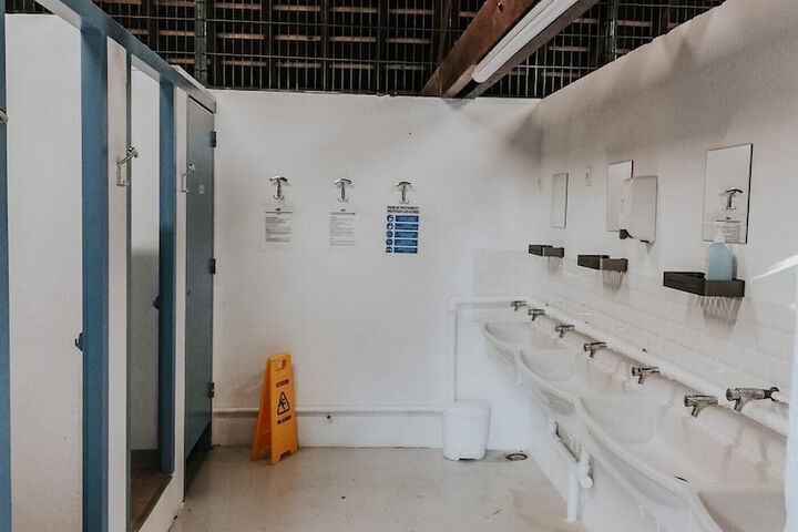 Room 13 of 41